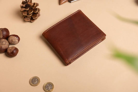 Woodbridge Men's Bifold Dark Tan Leather Wallet With Big Coin Pocket