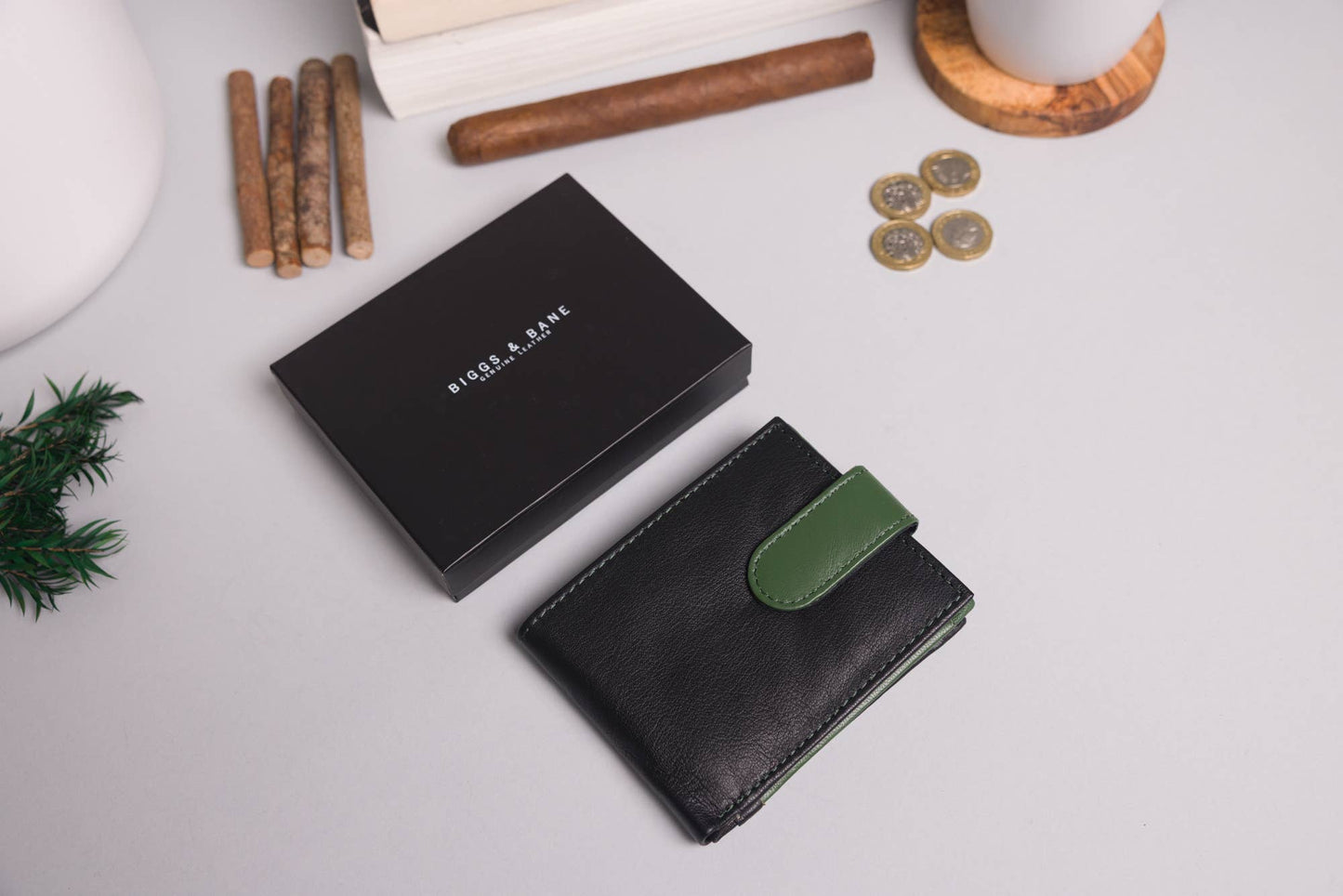 Biggs & Bane Men's Bifold Black & Green Leather Wallet With Large External Coins Pocket With Gusset