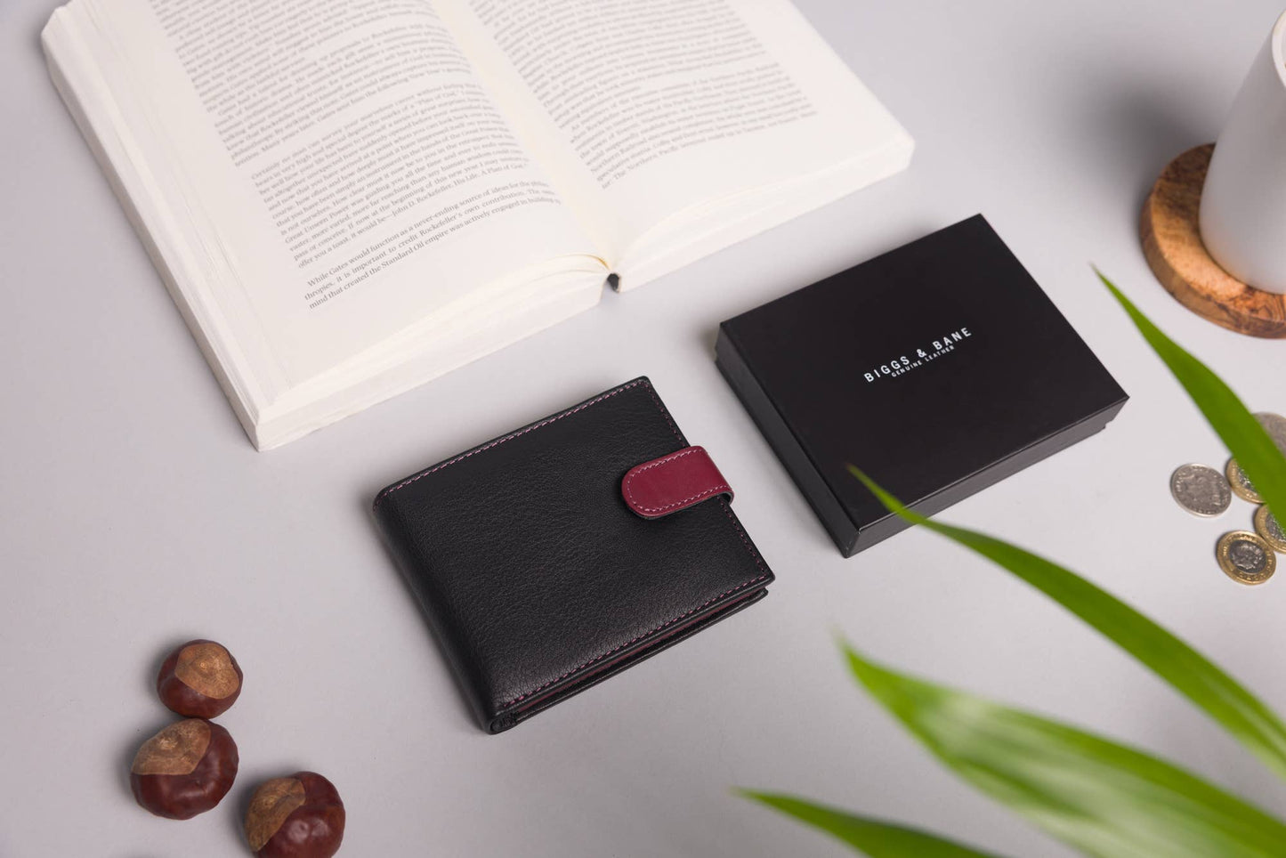 Biggs & Bane Large Capacity Men's Bifold Black & Burgundy Leather Wallet