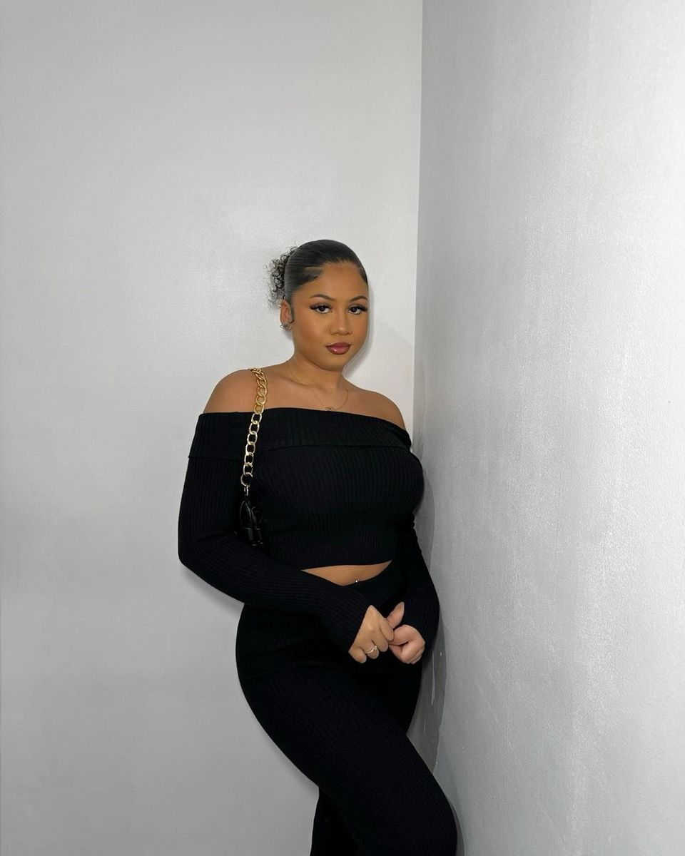 Moda Knitted Long Sleeves Cropped Off Shoulder Top and Trousers Co-ord Set