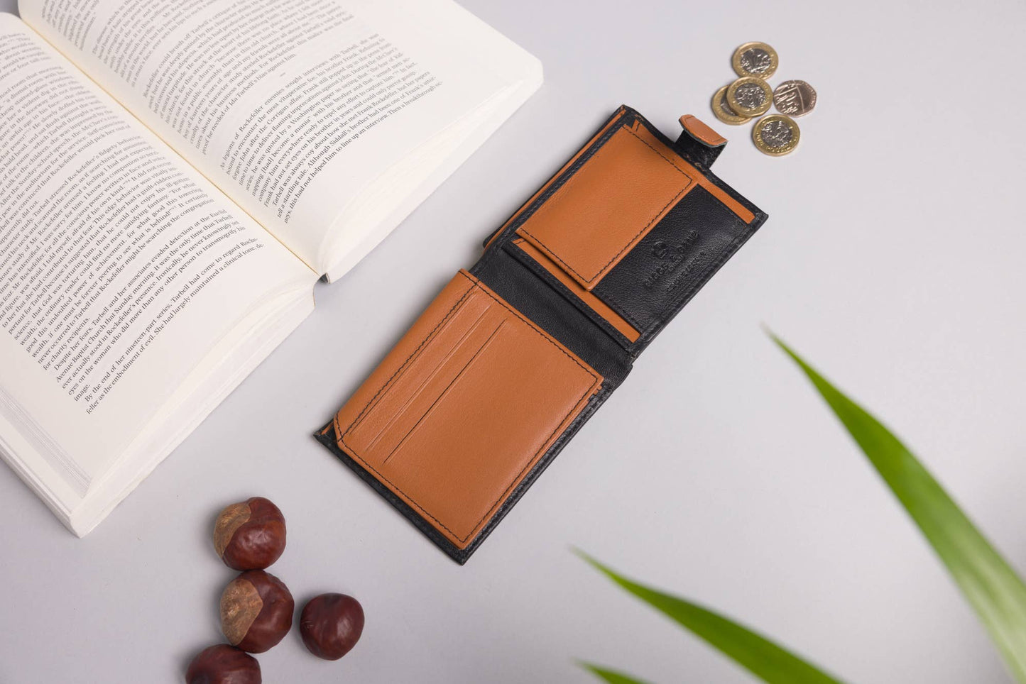 Biggs & Bane Men's Bifold Black & Tan Leather Wallet With Tab Coin Pocket