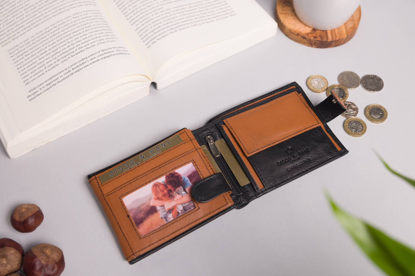 Biggs & Bane Large Capacity Men's Bifold Black & Tan Leather Wallet