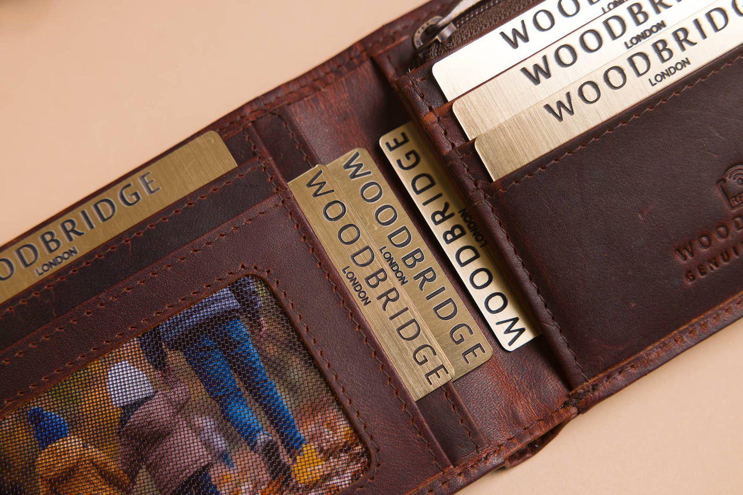 Woodbridge Men's Bifold Brown Oily Leather Wallet