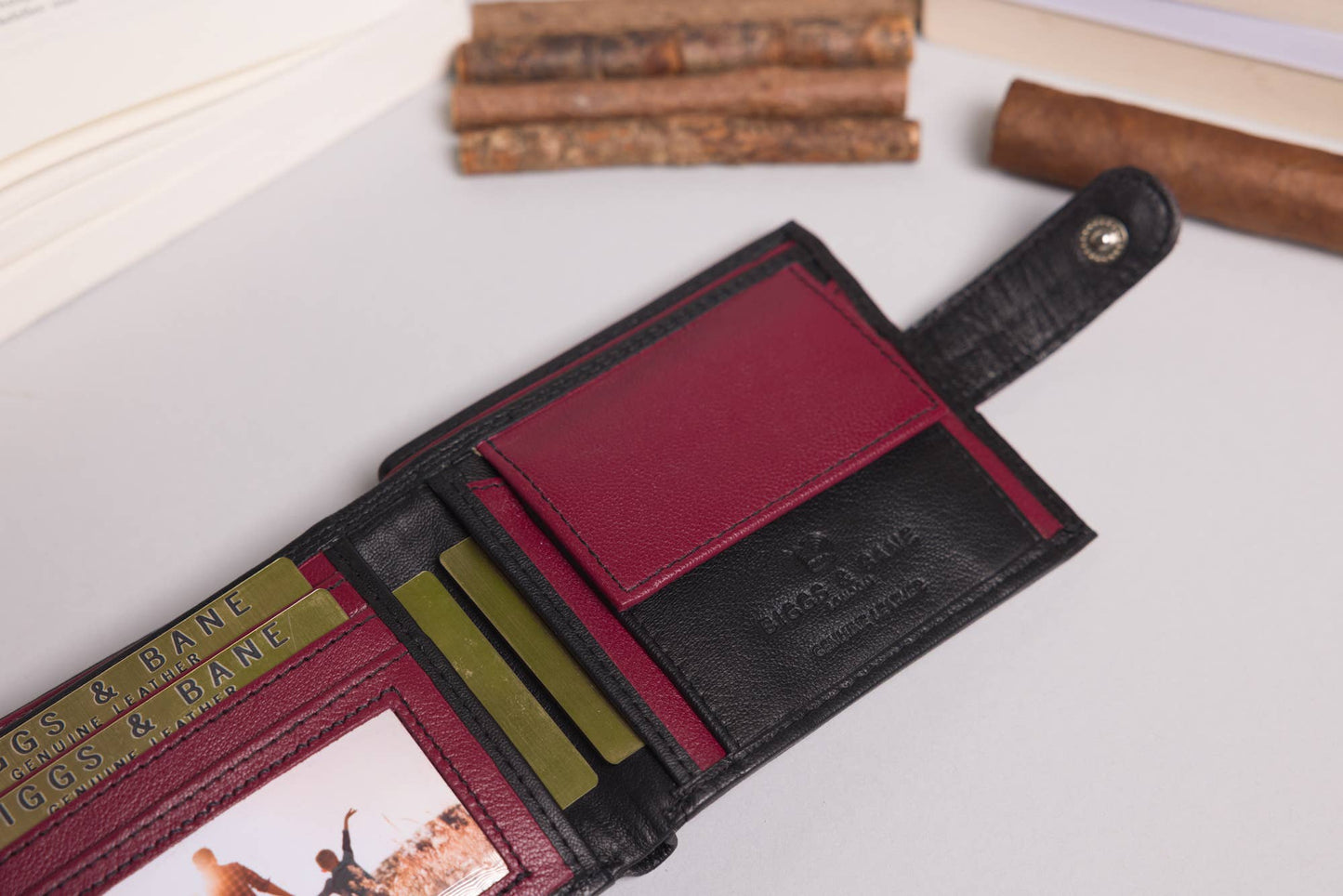 Biggs & Bane Men's Bifold Black & Burgundy Leather Wallet With Tab Coin Pocket