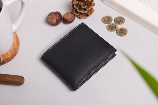 Biggs & Bane Men's Bifold Black Leather Wallet