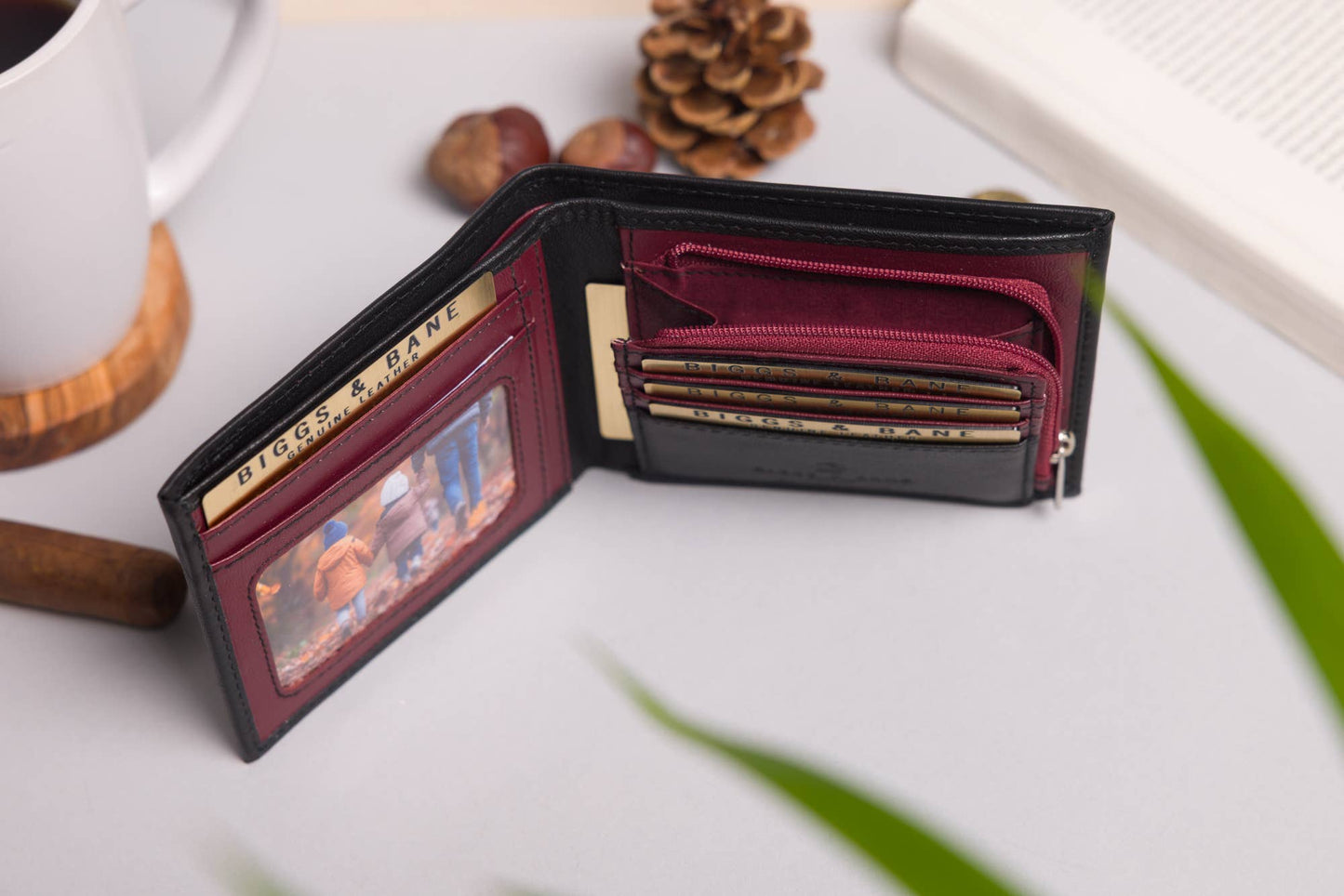 Biggs & Bane Men's Bifold Black & Burgundy Leather Wallet With Large Zip Coin Pocket