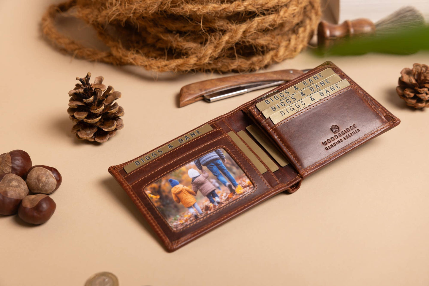 Woodbridge Men's Bifold Dark Tan Leather Wallet With Big Coin Pocket