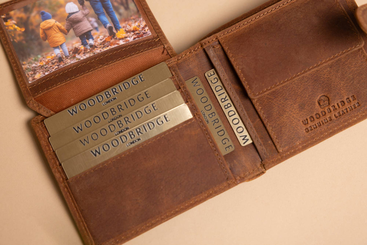 Woodbridge Men's Bifold Cognac Brown Leather Wallet With Coin Pocket