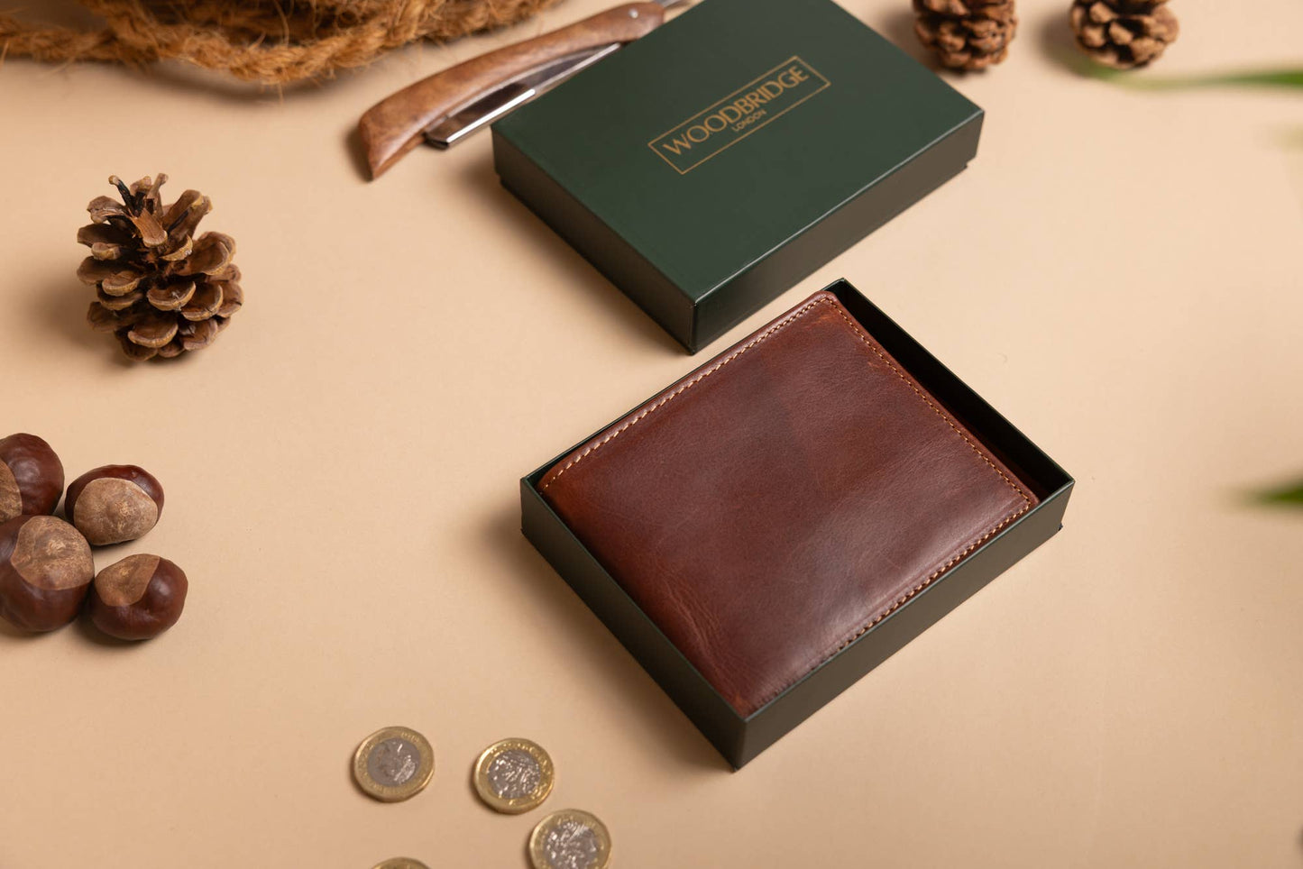 Woodbridge Men's Bifold Dark Tan Leather Wallet With Big Coin Pocket
