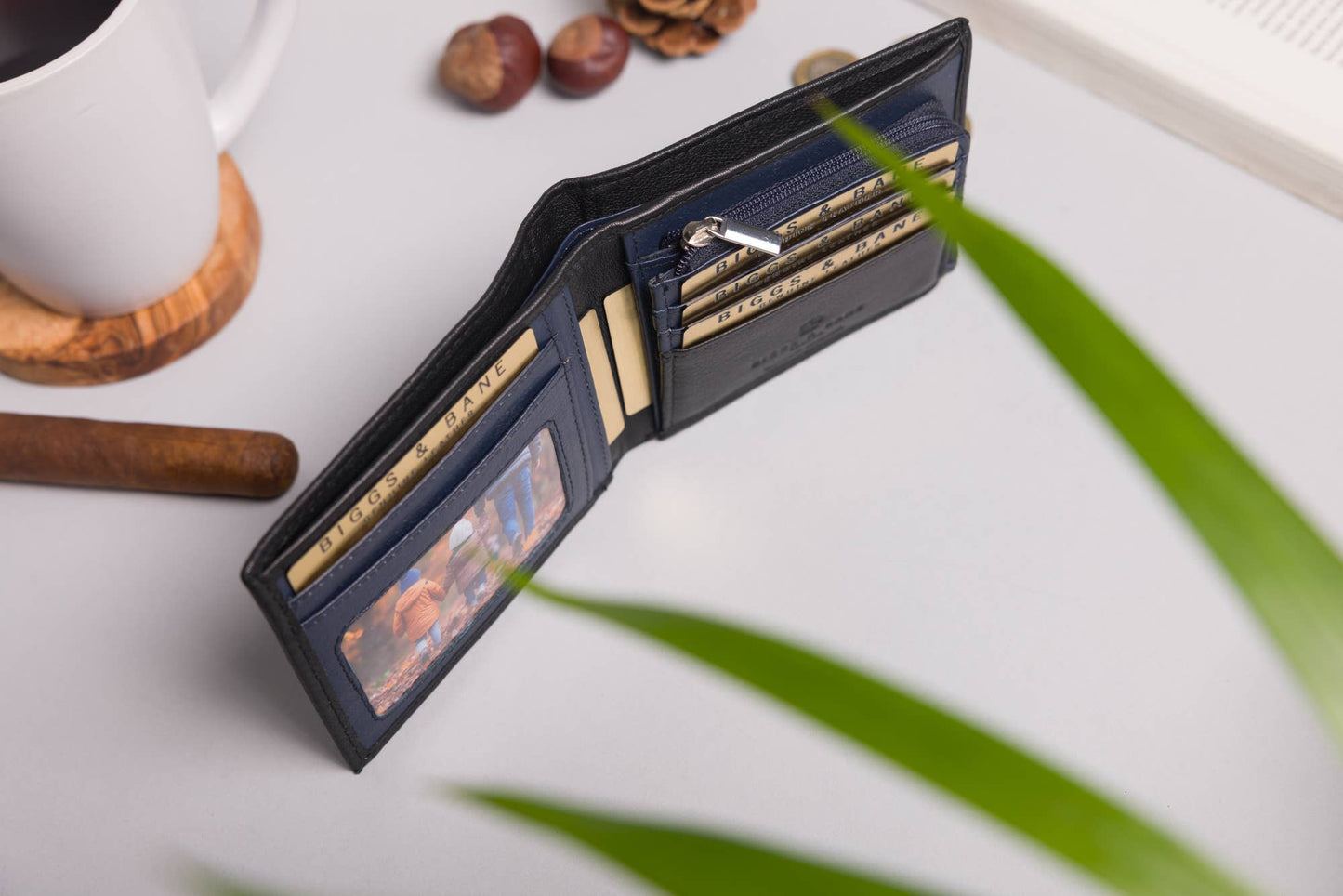 Biggs & Bane Men's Bifold Black & Navy Leather Wallet With Large Zip Coin Pocket