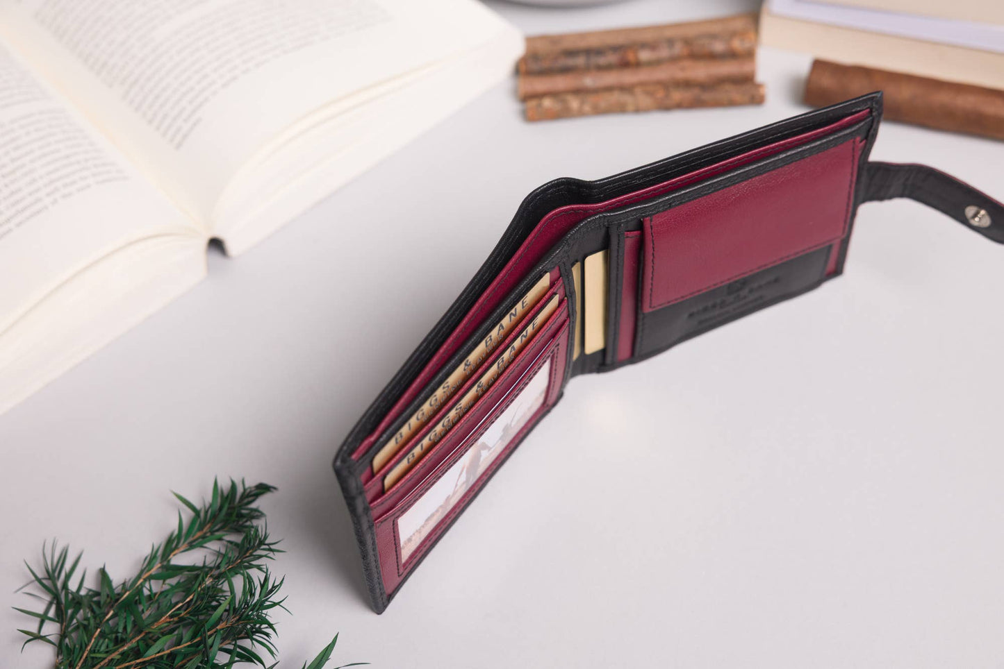 Biggs & Bane Men's Bifold Black & Burgundy Leather Wallet With Tab Coin Pocket