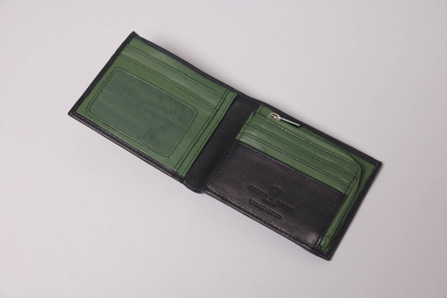 Biggs & Bane Men's Bifold Black & Green Leather Wallet With Large Zip Coin Pocket
