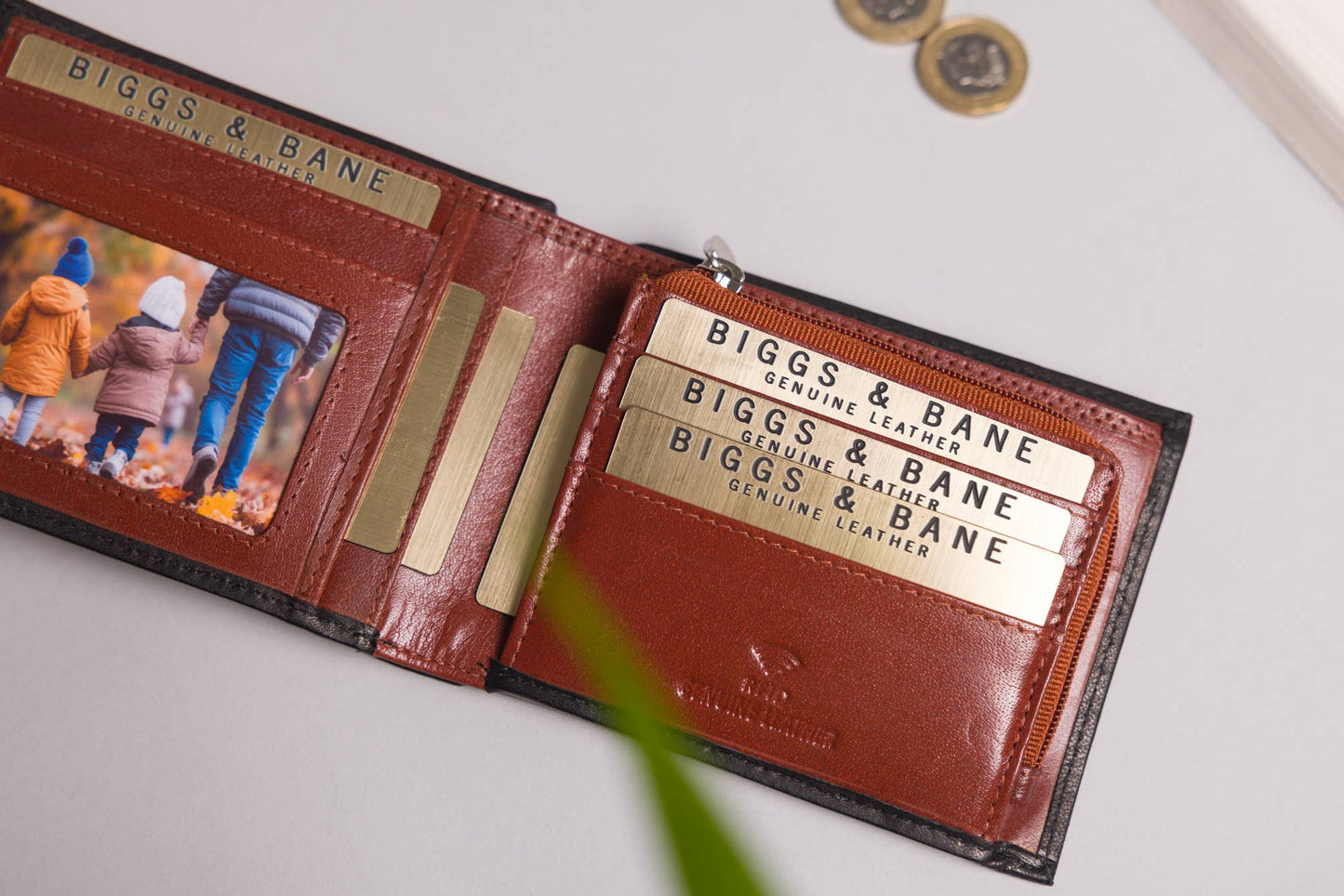 Biggs & Bane Men's Bifold Black & Brown Leather Wallet