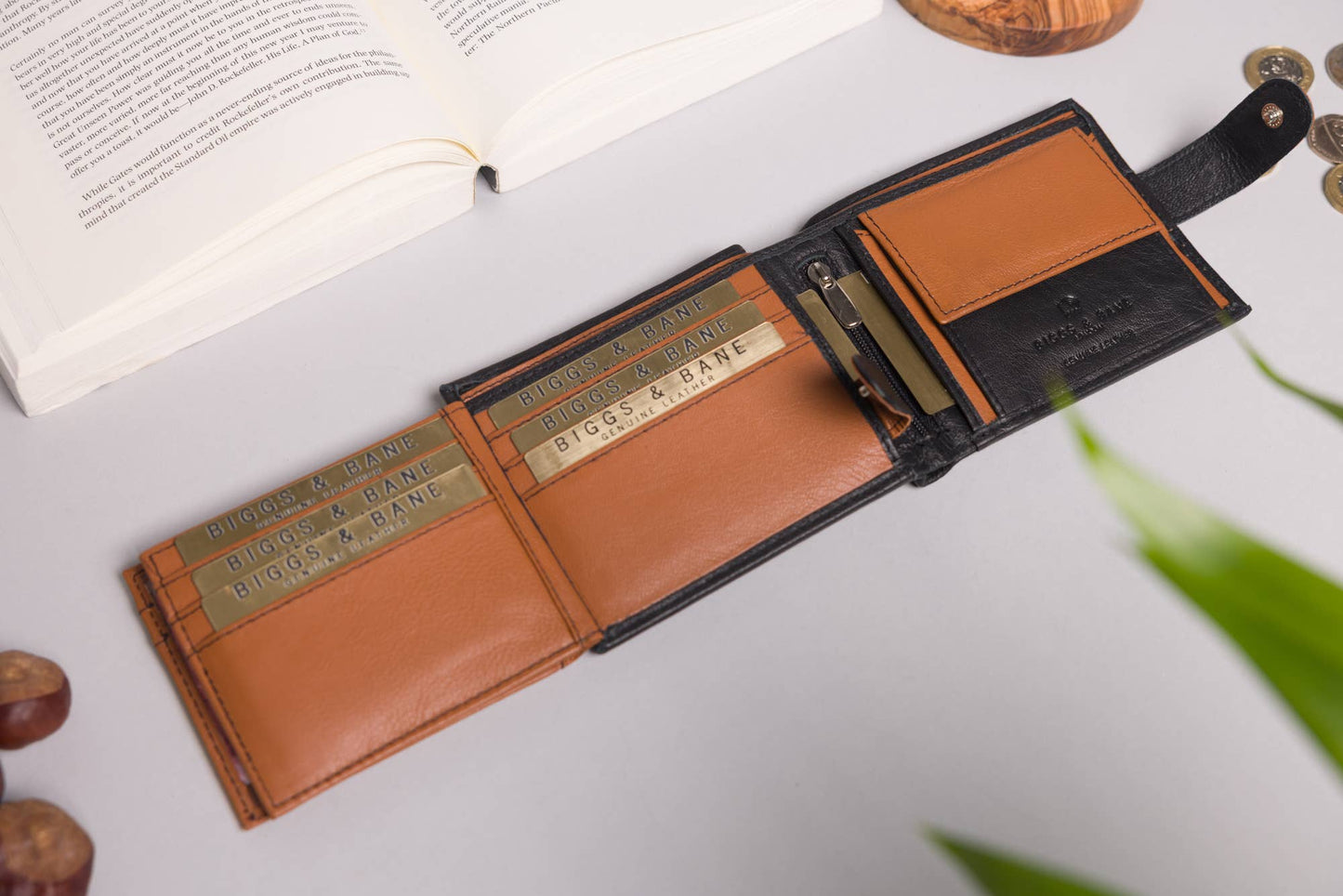 Biggs & Bane Large Capacity Men's Bifold Black & Tan Leather Wallet