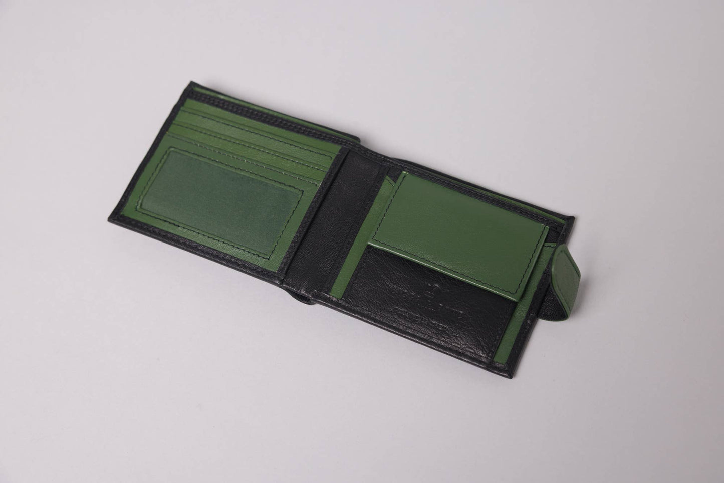 Biggs & Bane Men's Bifold Black & Green Leather Wallet With Tab Coin Pocket