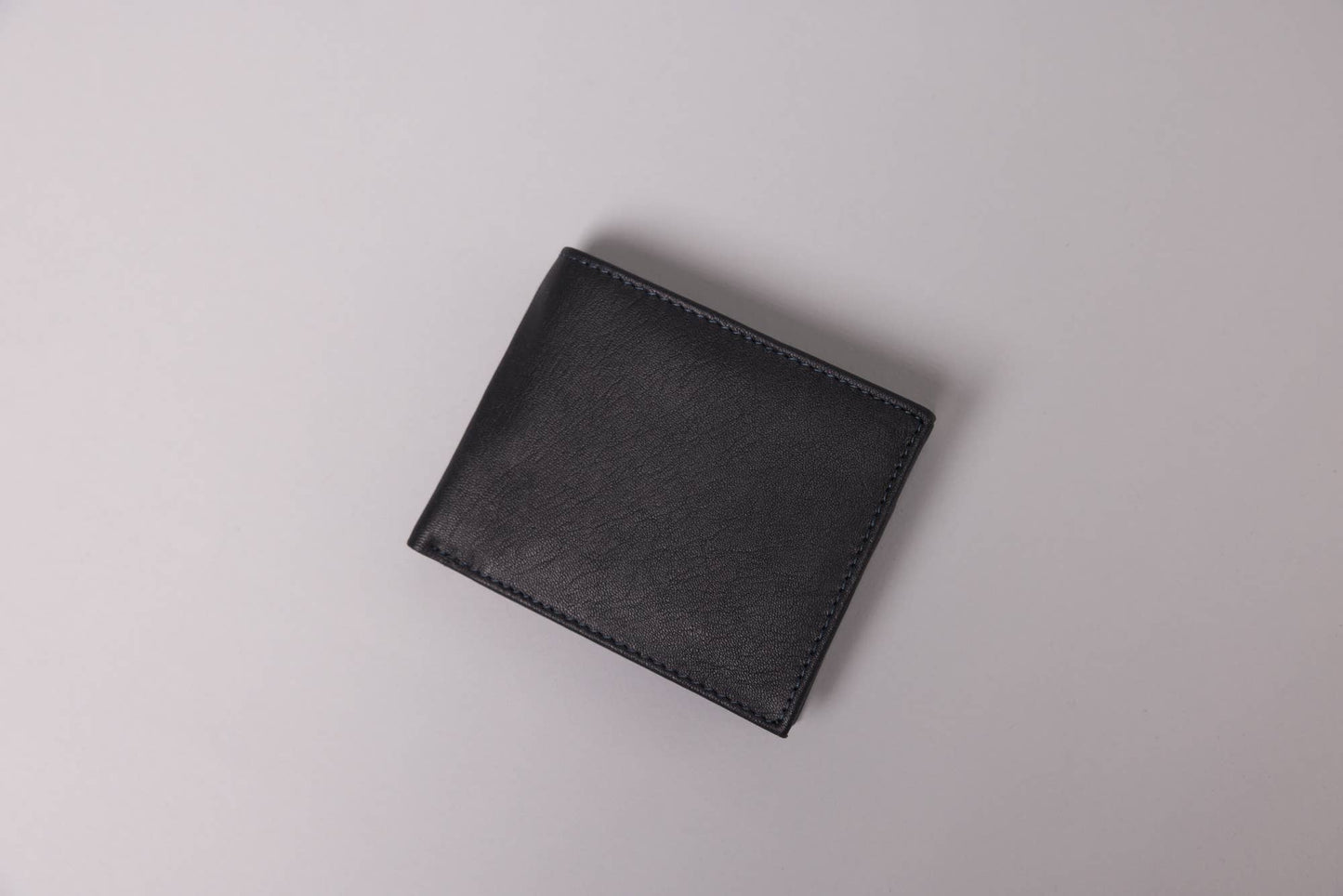 Biggs & Bane Men's Bifold Black & Navy Leather Wallet With Large Zip Coin Pocket