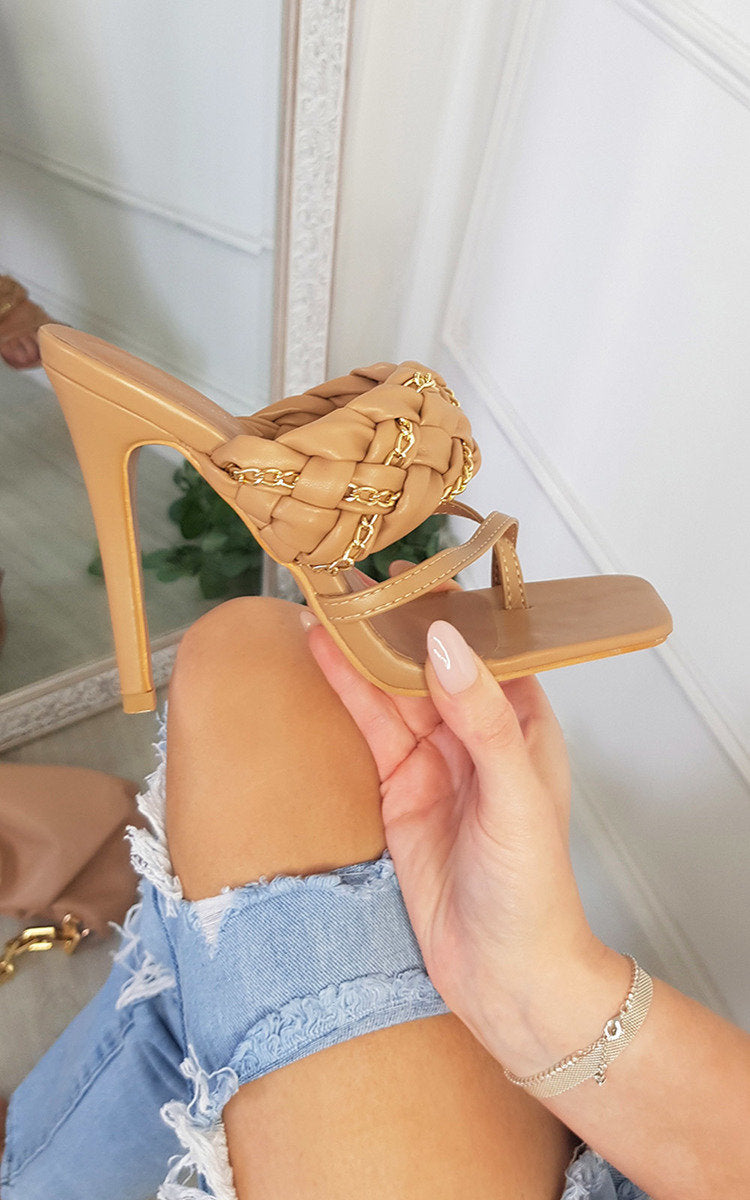 Moda Braided Slip on Mule with Chain Detail