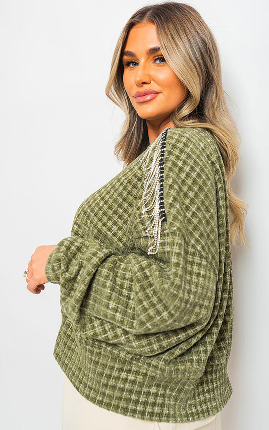 Moda Long Sleeve Knitted Jumper with Tassel Detail